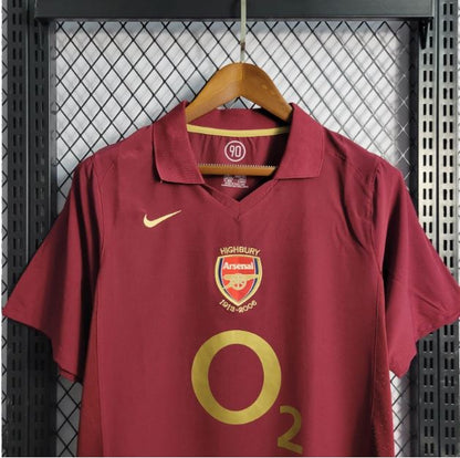 ARSENAL 'HENRY 14' RETRO HOME KIT 05/06