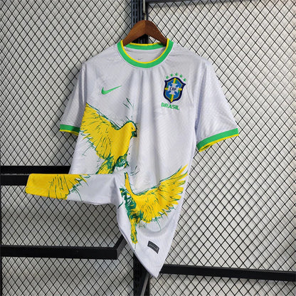 BRAZIL SPECIAL EDITION 'YELLOW BIRDS' CONCEPT KIT 23/24