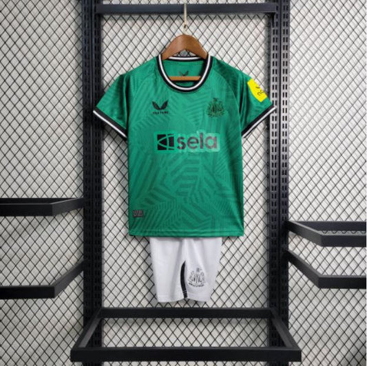 NEWCASTLE UNITED KIDS AWAY KIT 23/24