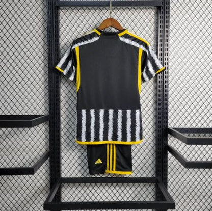 JUVENTUS KIDS HOME KIT 23/24